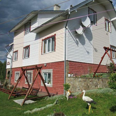 Відпочинок У Пронів Hotel Slavske Ngoại thất bức ảnh