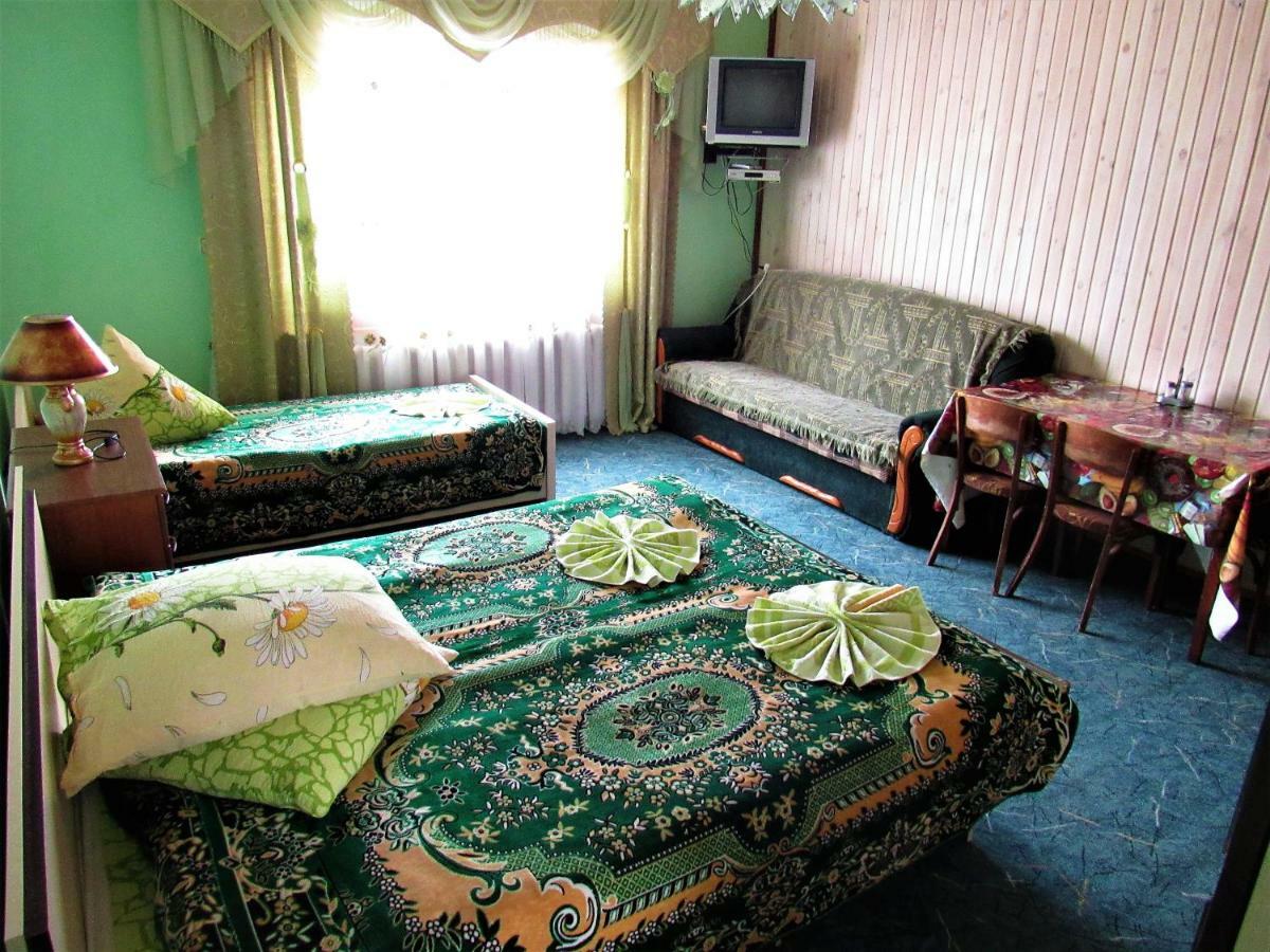 Відпочинок У Пронів Hotel Slavske Ngoại thất bức ảnh