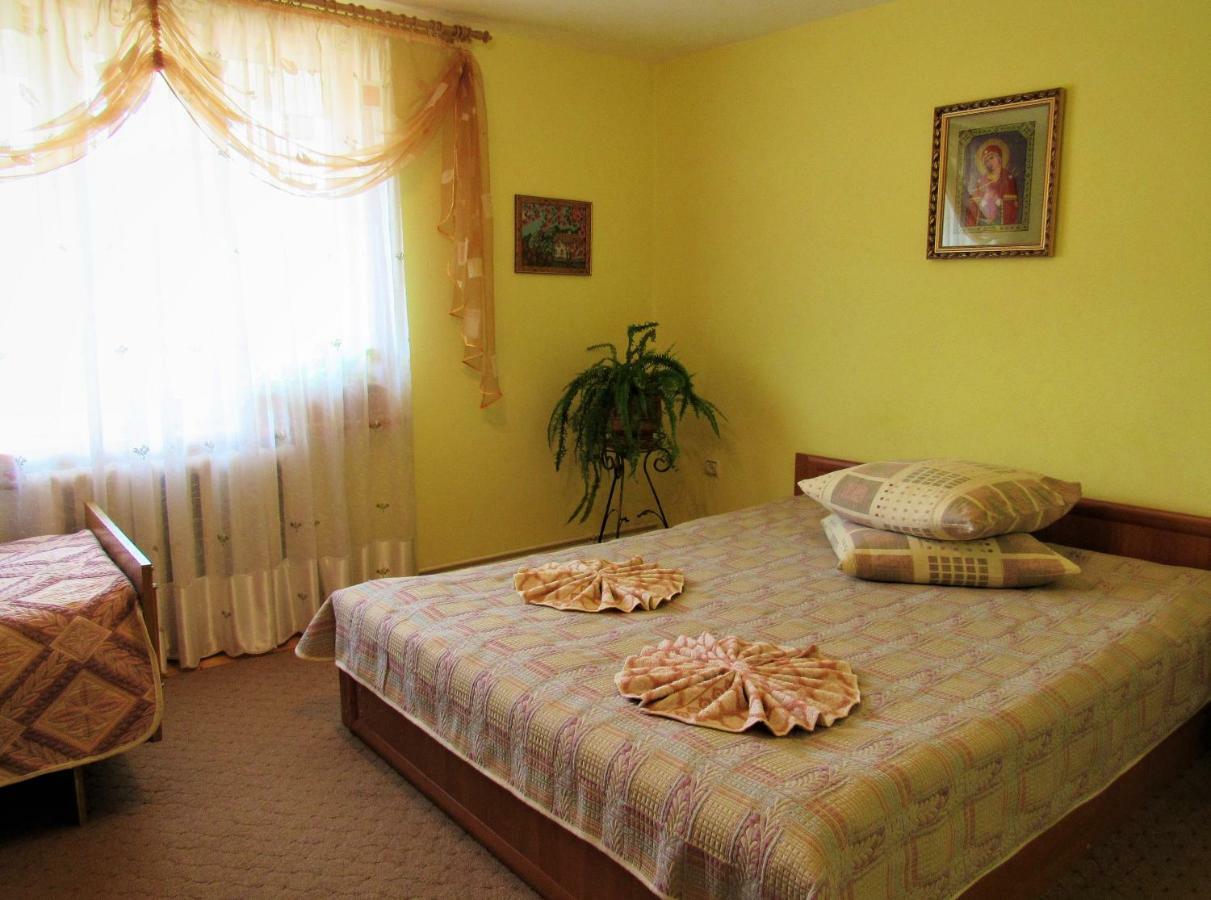 Відпочинок У Пронів Hotel Slavske Ngoại thất bức ảnh