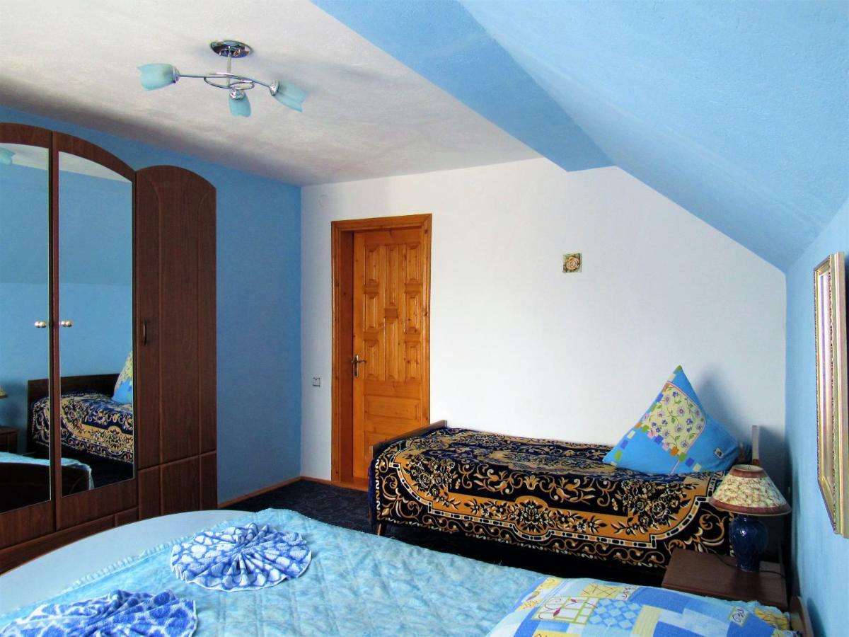Відпочинок У Пронів Hotel Slavske Ngoại thất bức ảnh