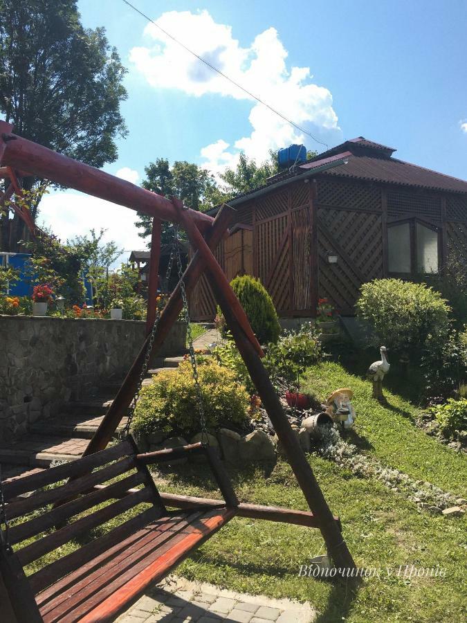 Відпочинок У Пронів Hotel Slavske Ngoại thất bức ảnh