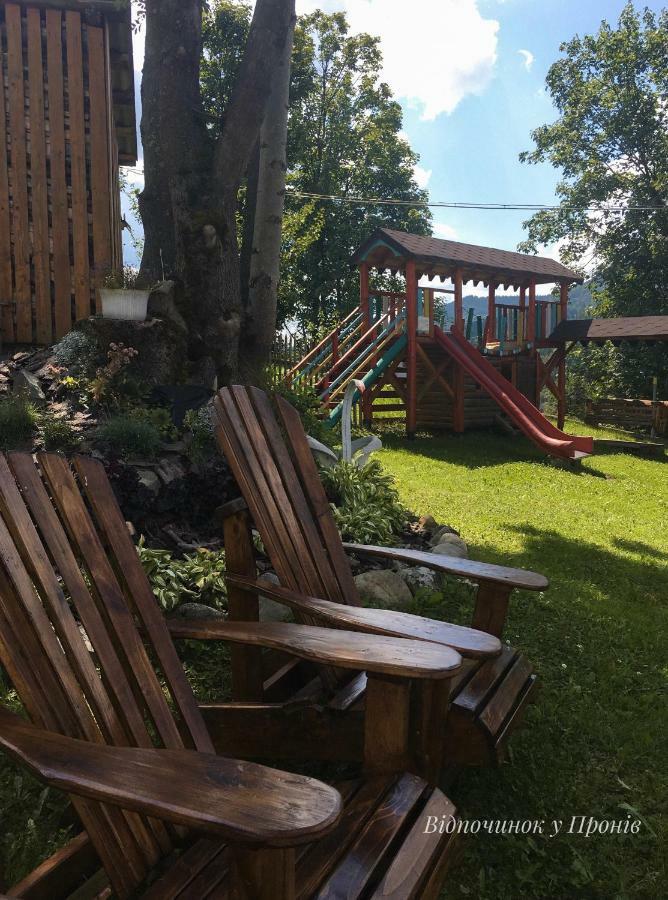 Відпочинок У Пронів Hotel Slavske Ngoại thất bức ảnh